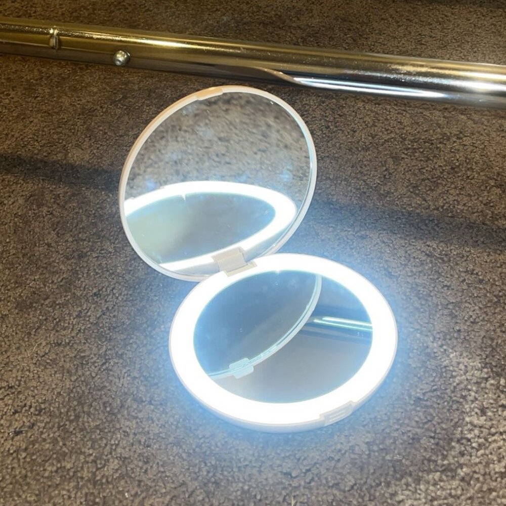 LED mirror